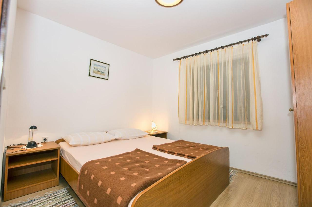 Apartmani Marijana เซซาริซา ภายนอก รูปภาพ